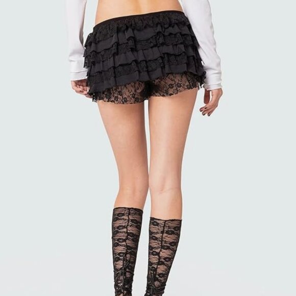 Women’s Black Layered Ruffle Casual Elastic Waist Bow Front Short Shorts Medium - Picture 4 of 6